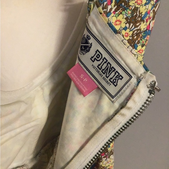 Adorable Victoria Secret floral Pink Dress - Picture 4 of 4